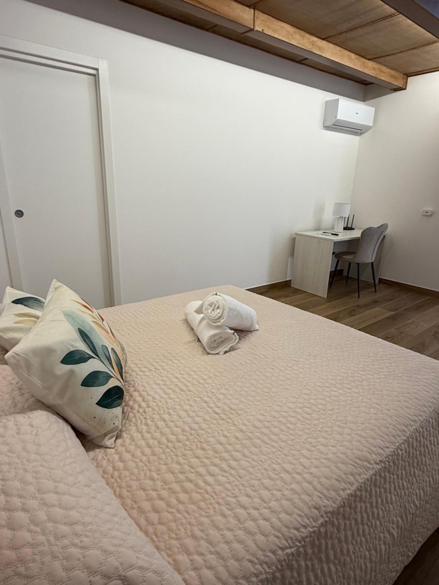 Maraf Rooms Торе Анунциата Екстериор снимка